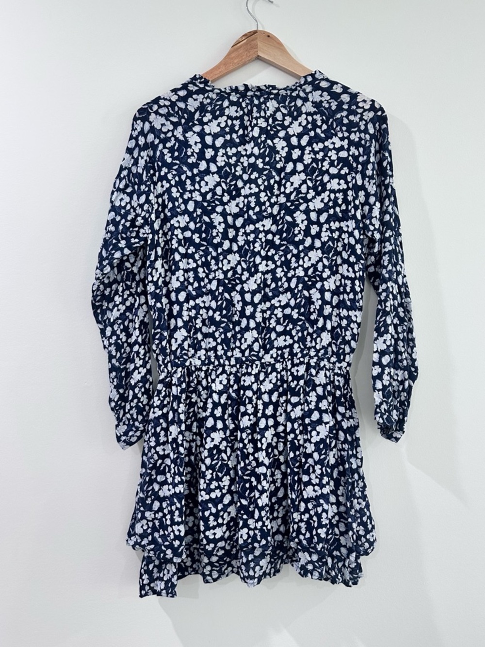 Rails Kingsley flower bomb ruffle dress blue white small - Picture 5 of 9
